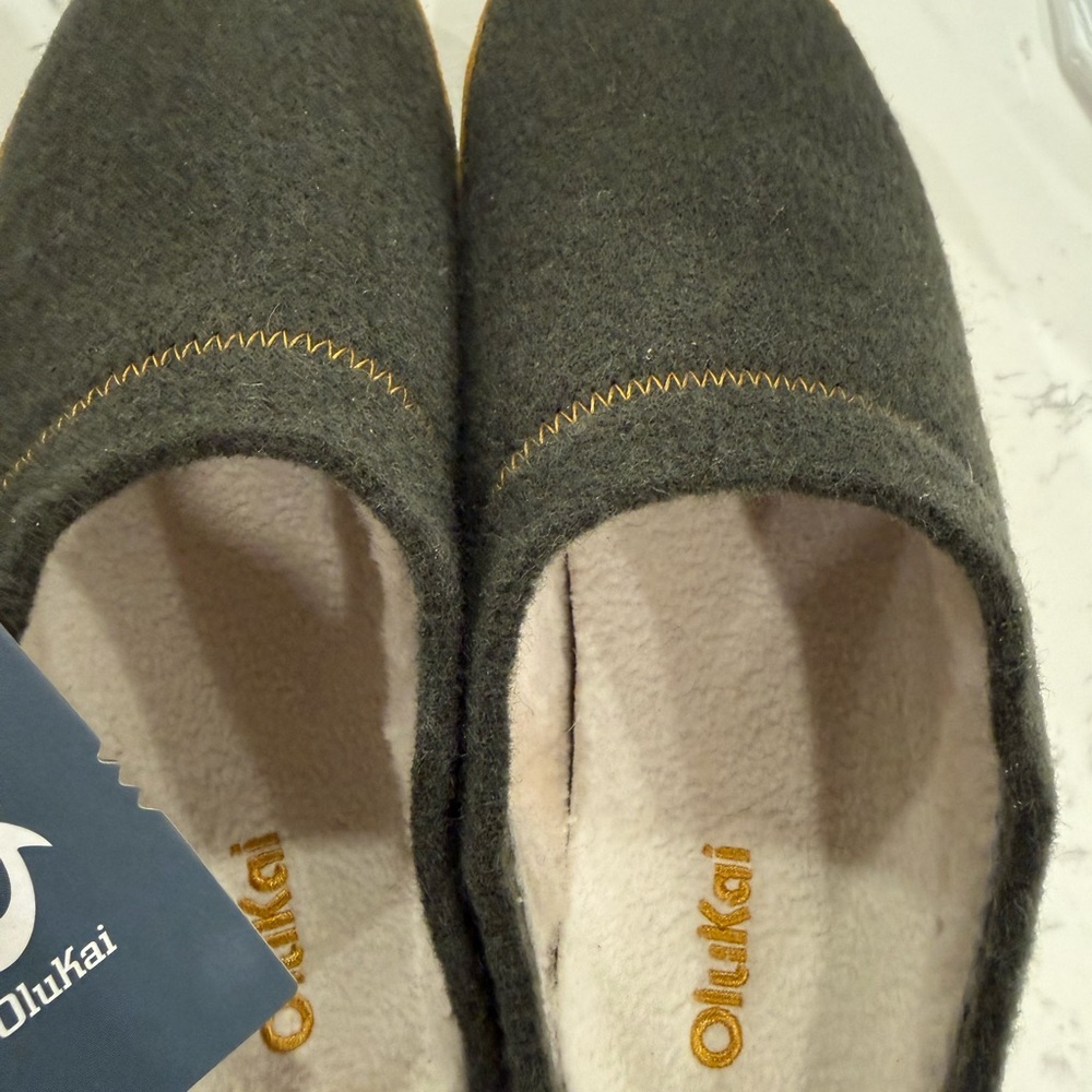 OluKai Hulu Men’s Mules - Picture 3 of 7